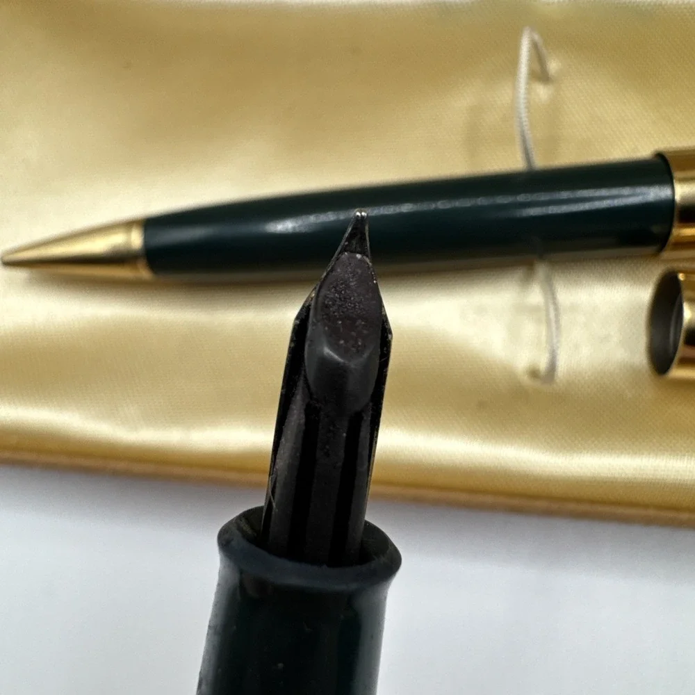 Vintage Eversharp Fountain Pen & Pencil Set 14K Gold Nib, Box Tags Green USA
